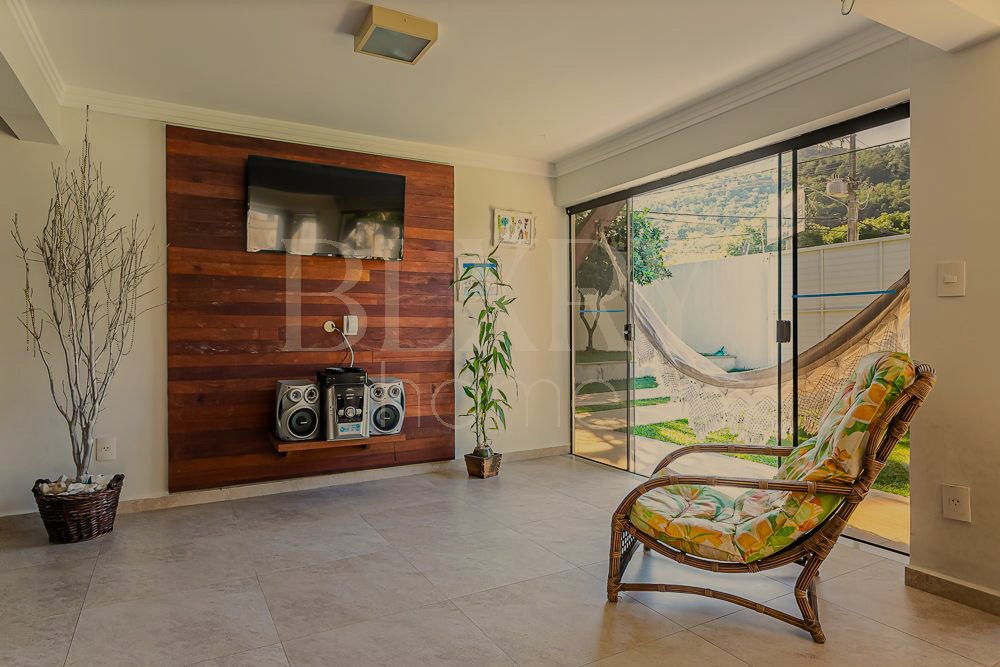 Casa em Condomínio na Lagoa Da Conceição Em Florianópolis