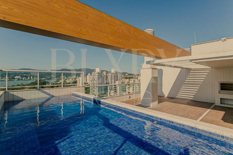COBERTURA DUPLEX NA BEIRA MAR