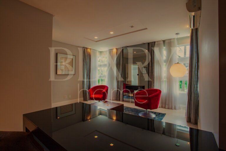 Casa em Jurerê Decorada e Automatizada