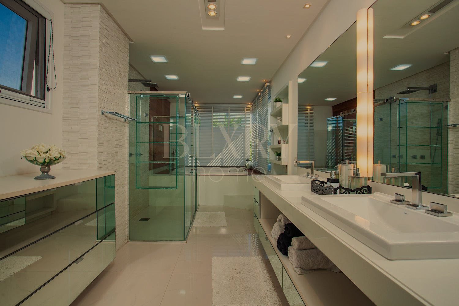 Casa em Jurerê Decorada e Automatizada