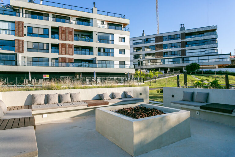 Apartamento de 3 suítes | Felipe Moraes Residence Club