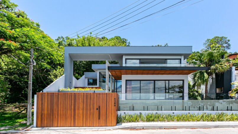 CASA FRENTE MAR NO CACÚPE