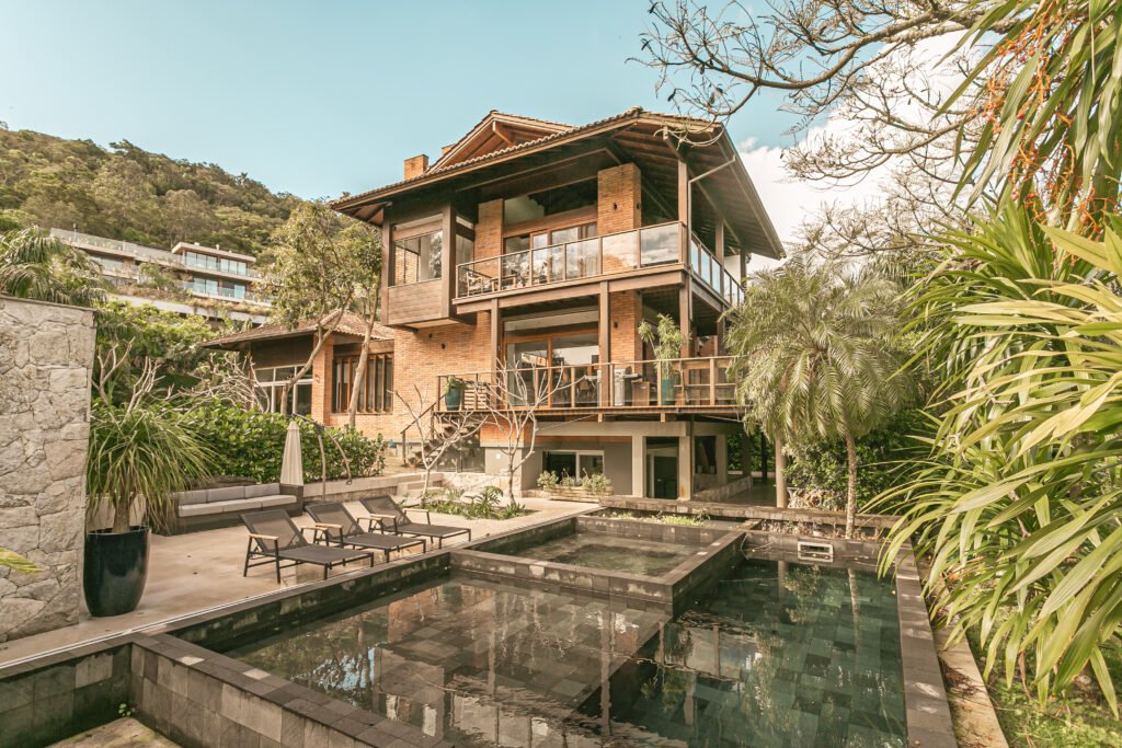 Casa em Condomínio na Lagoa Da Conceição Em Florianópolis