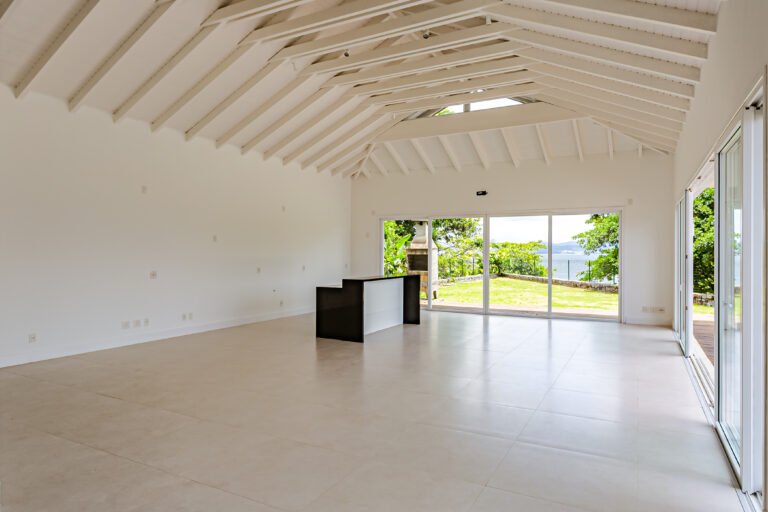 Casa frente mar no Cacupé, em Florianópolis