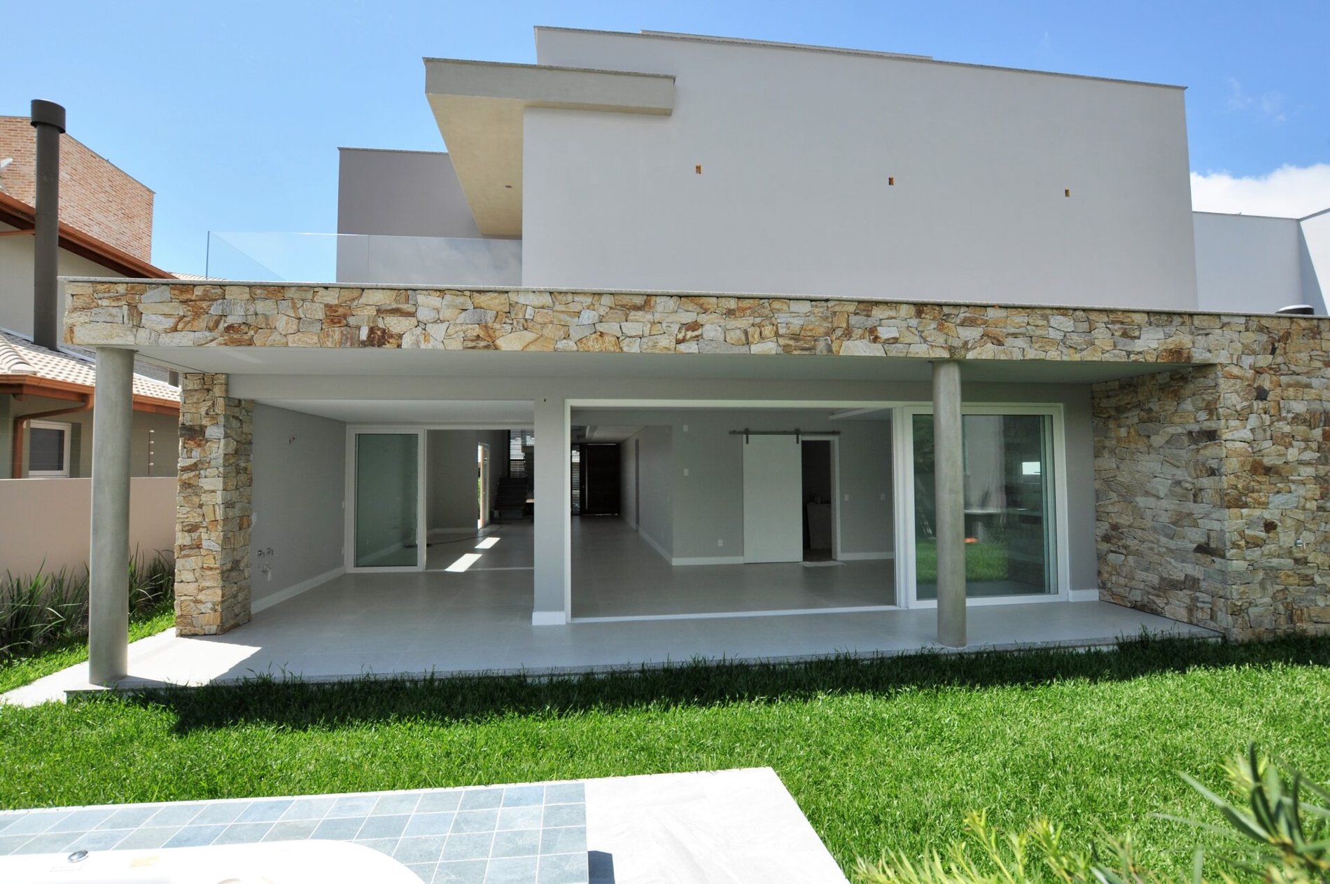 CASA NA LAGOA DA CONCEIÇÃO