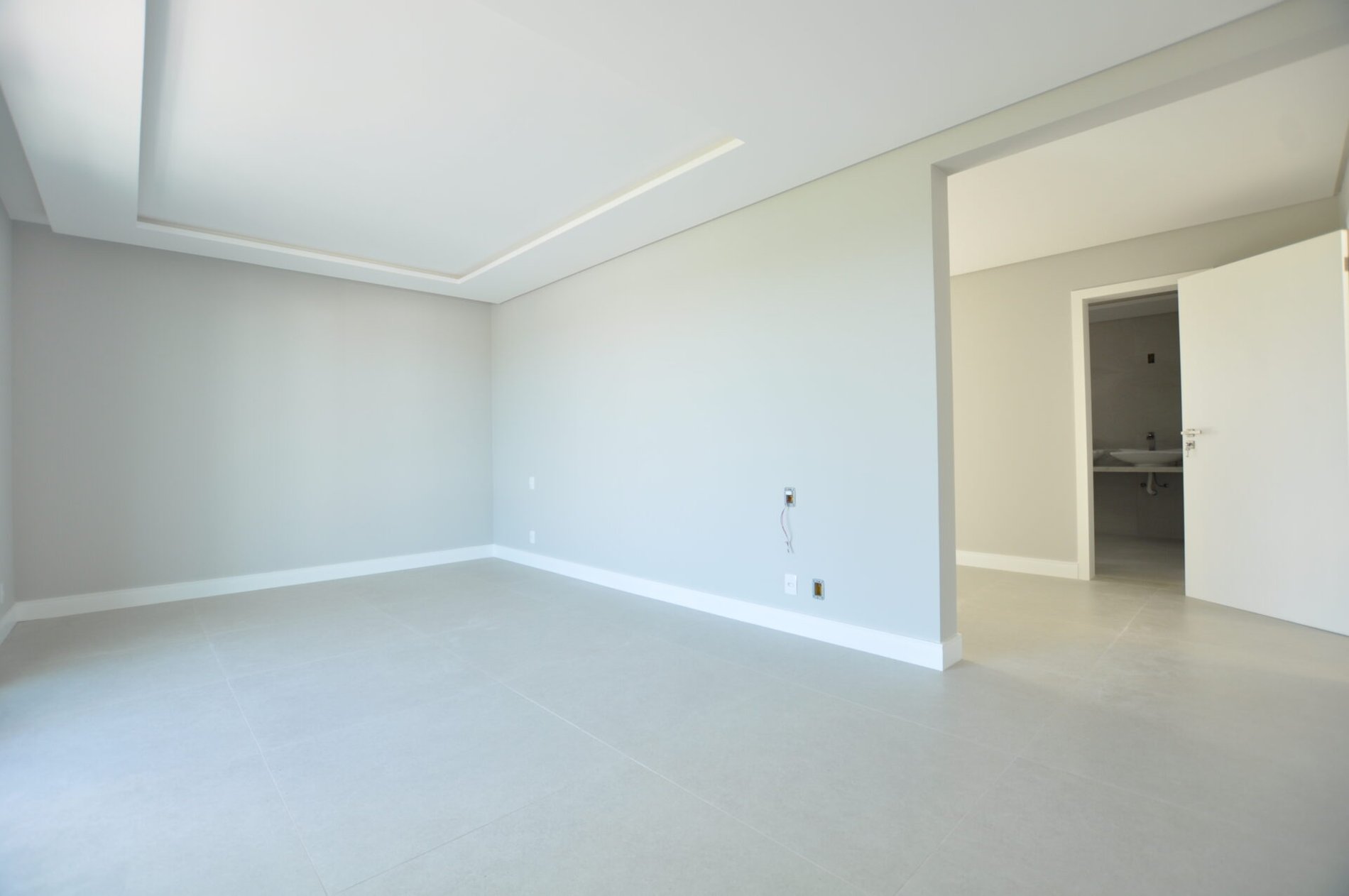 CASA NA LAGOA DA CONCEIÇÃO