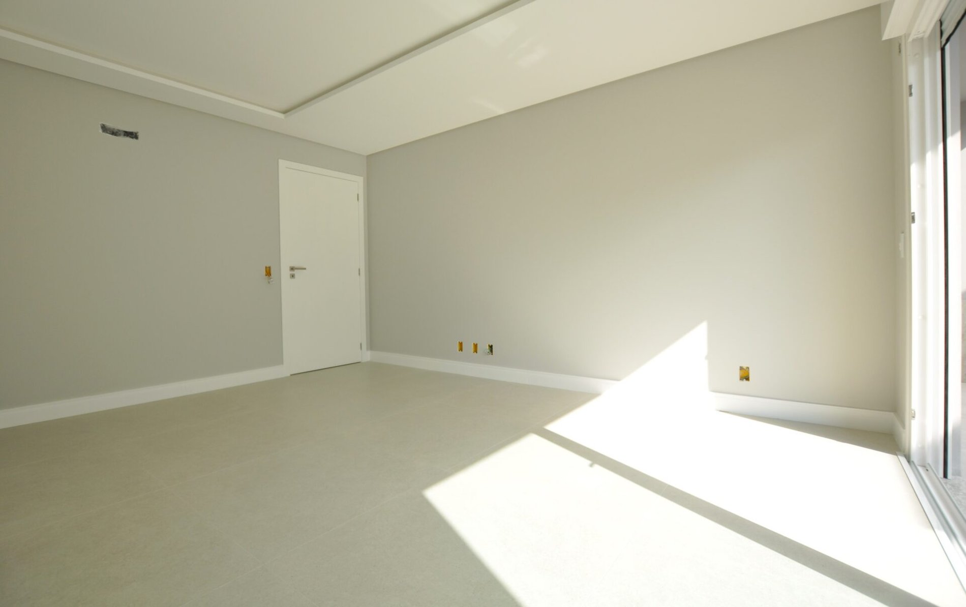 CASA NA LAGOA DA CONCEIÇÃO