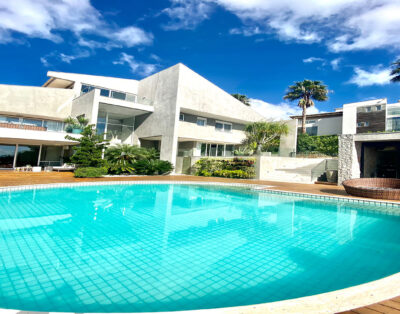 CASA NO CACUPÉ, COM VISTA 180º PARA O MAR