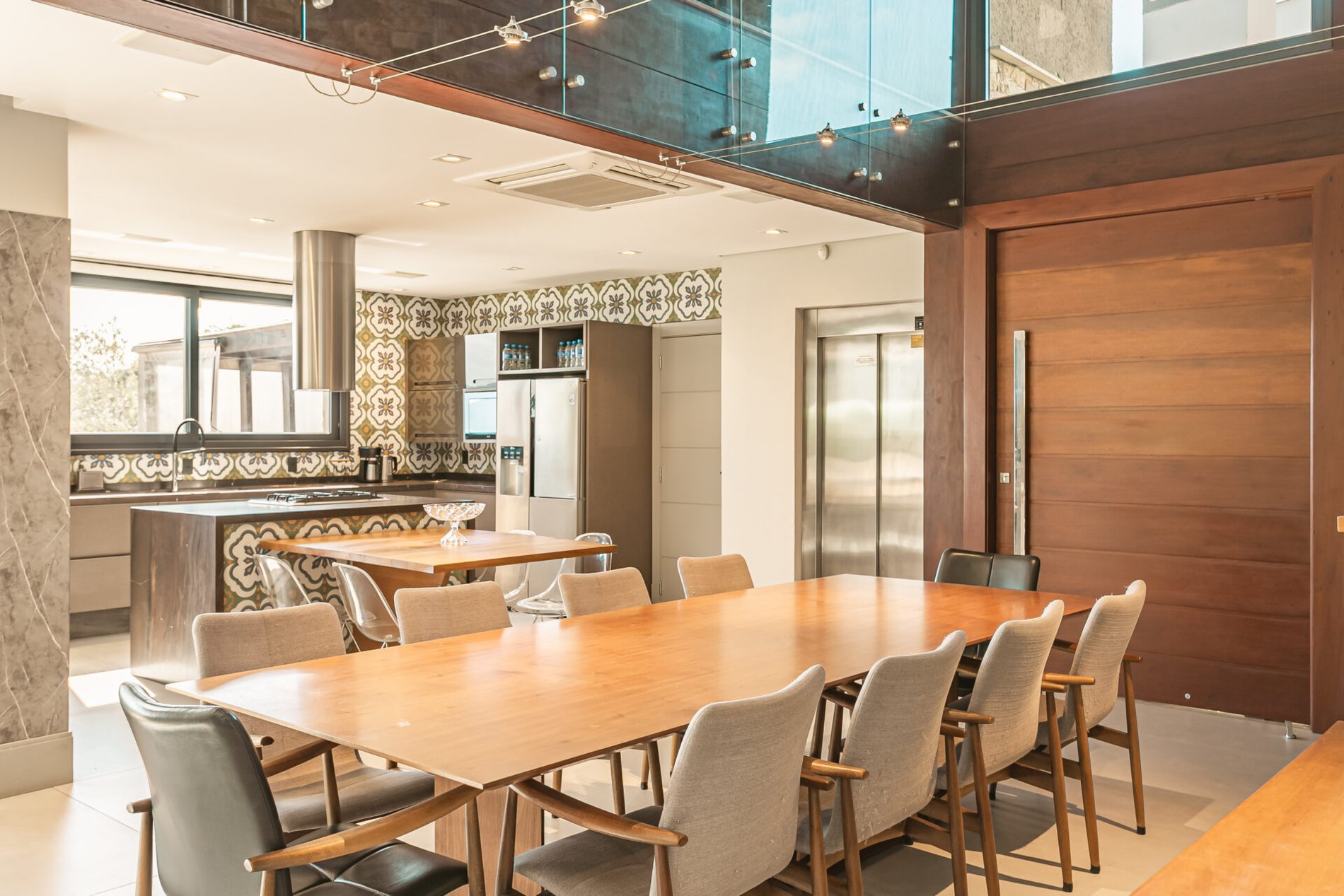 Casa no condomínio Madre Bertha com vista mar no Cacupé, Florianópolis