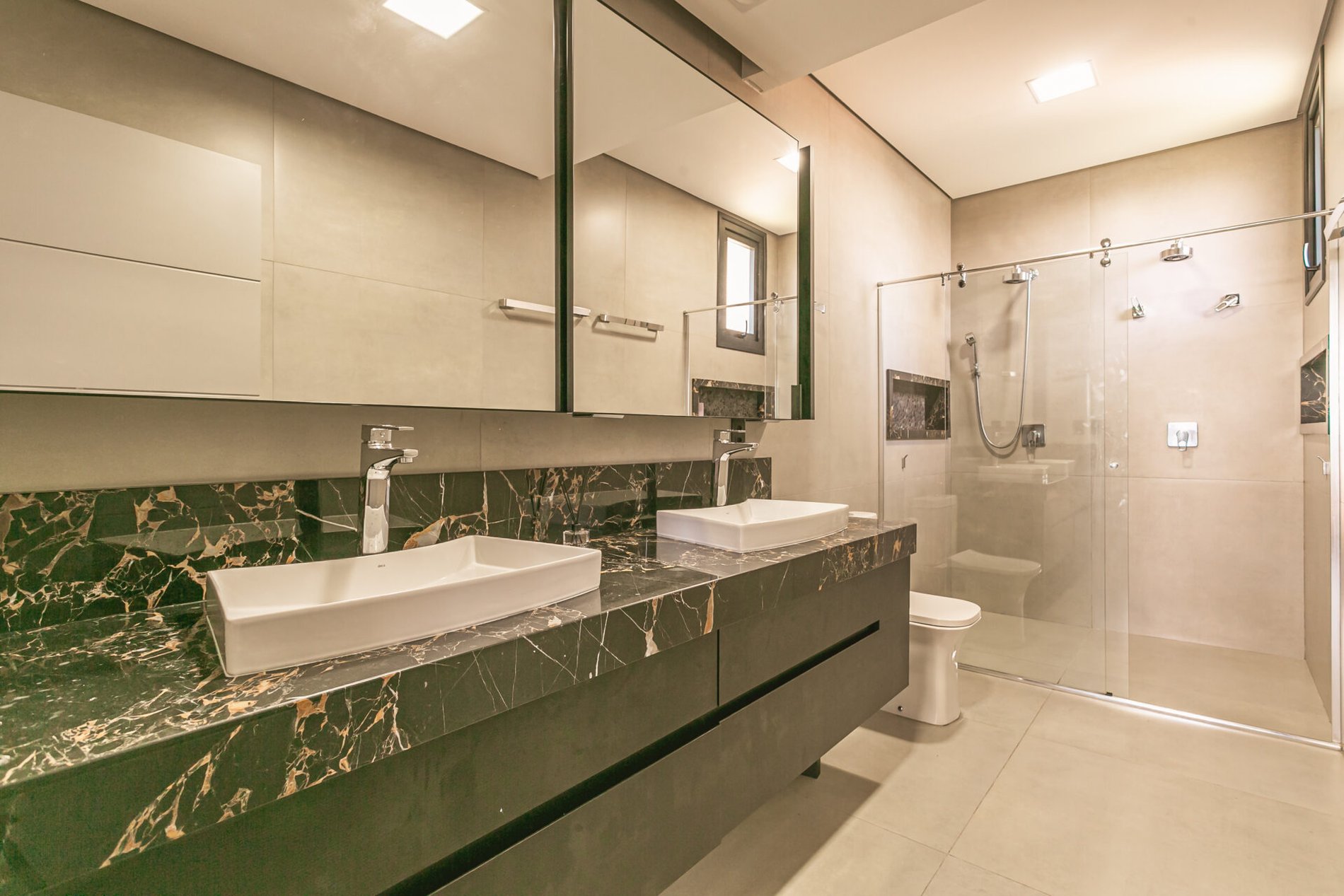 Casa no condomínio Madre Bertha com vista mar no Cacupé, Florianópolis