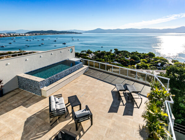 Cobertura vista mar em Jurere Florianopolis