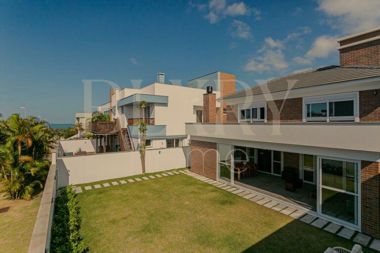 Casa Em Condominio Frente Mar