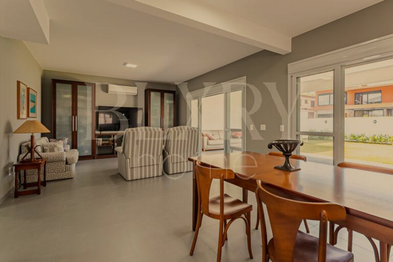 Casa Em Condominio Frente Mar