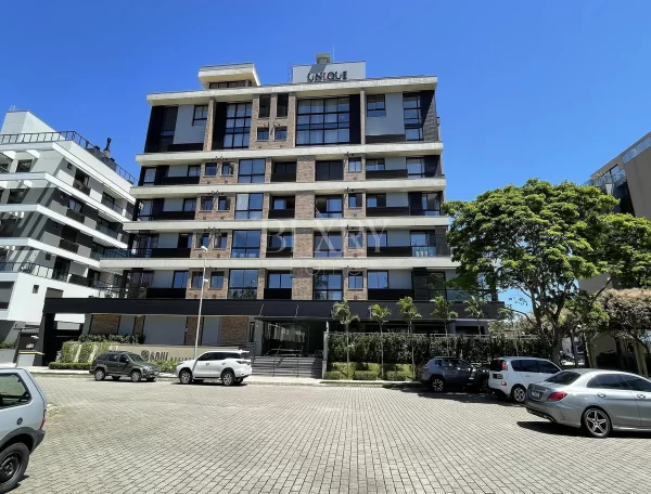 APARTAMENTO EM JURERÊ INTERNACIONAL