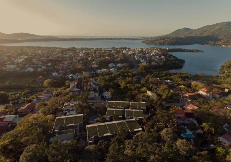 Botanique Condominio No Canto Da Lagoa