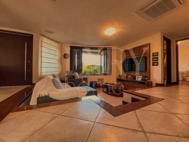 Casa De Praia Em Jurerê Internacional