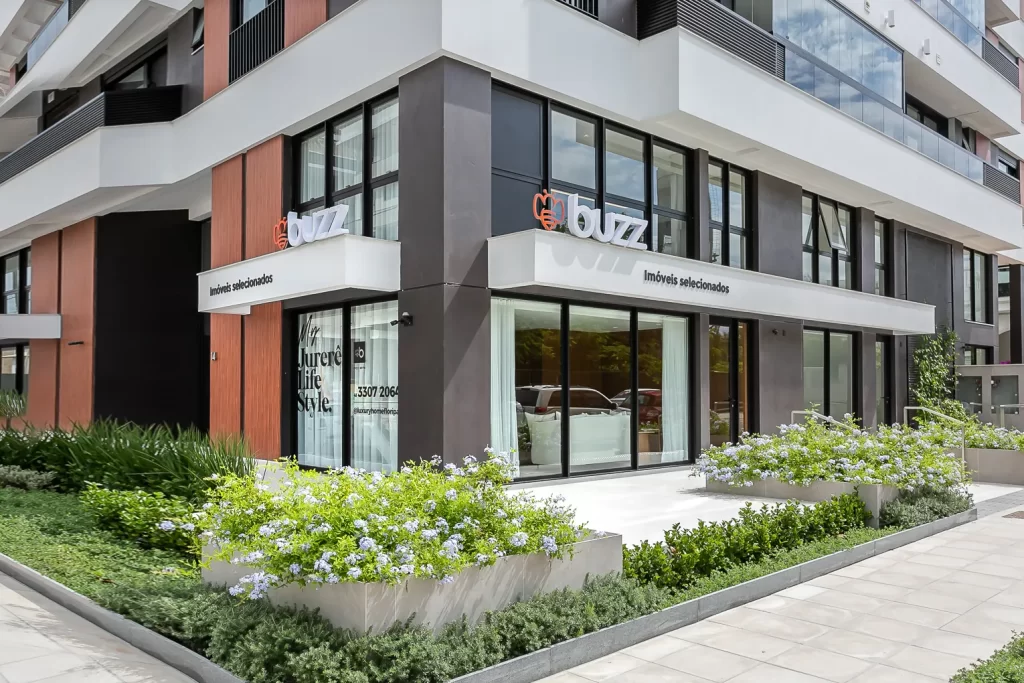 Buzz Luxury Home