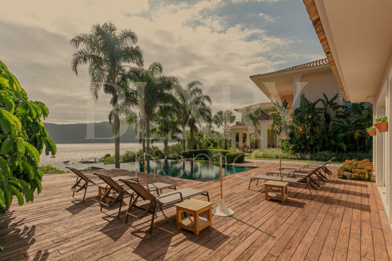 Casa na Lagoa da Conceição