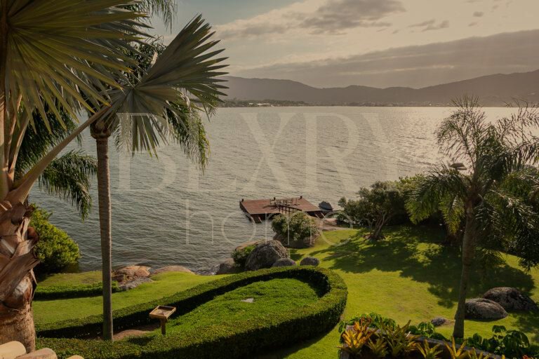 Casa na Lagoa da Conceição