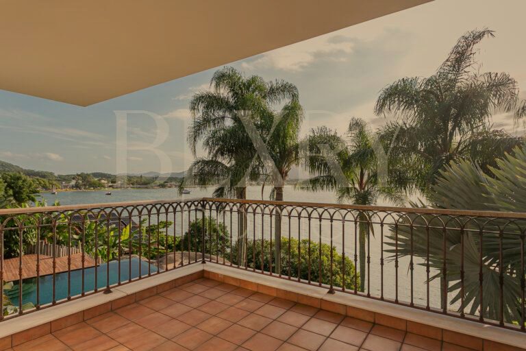 Casa na Lagoa da Conceição