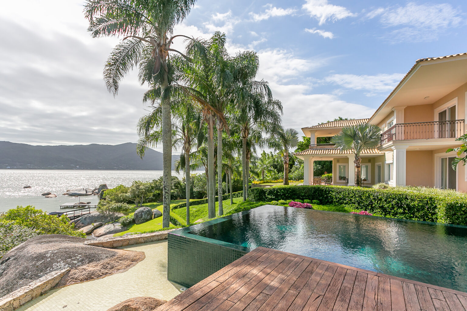 Casa na Lagoa da Conceição, em Florianópolis