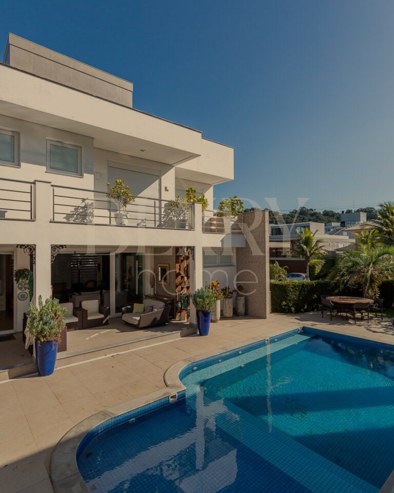 Casa 4 suítes em Jurerê Internacional, em Florianópolis