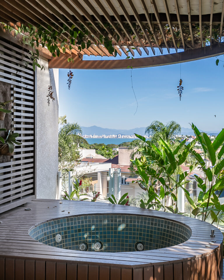 Casa no Cacupé com vista mar | Marina Del Rey