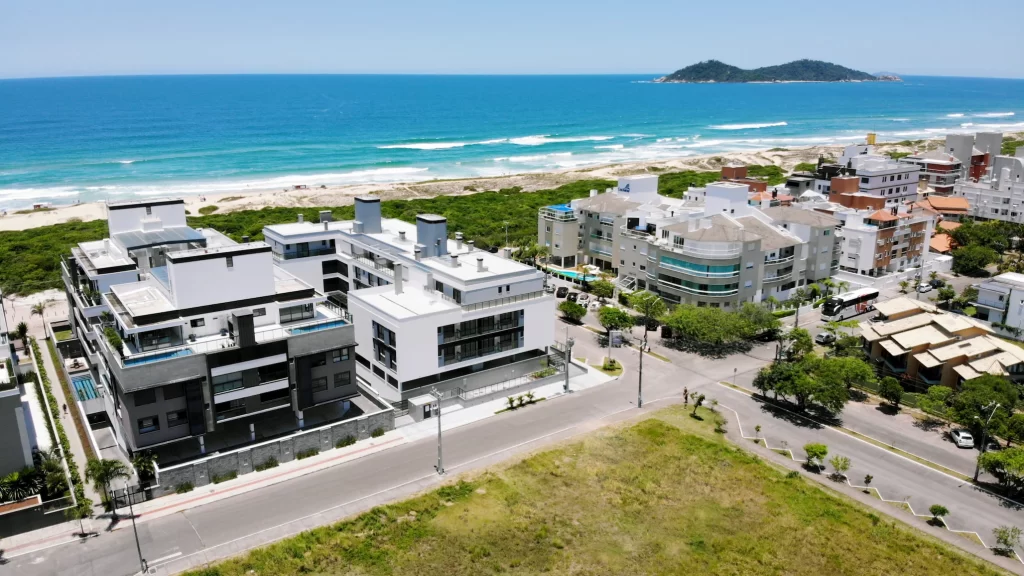 Campeche in Florianópolis: Coastal Living at Its Best. Beach. Floripa. Brazil. Nature. Seaside. Front.