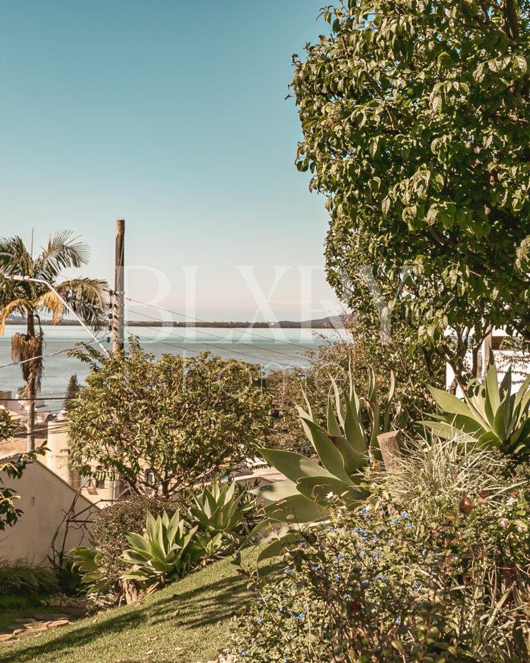 Casa com vista mar em Coqueiros
