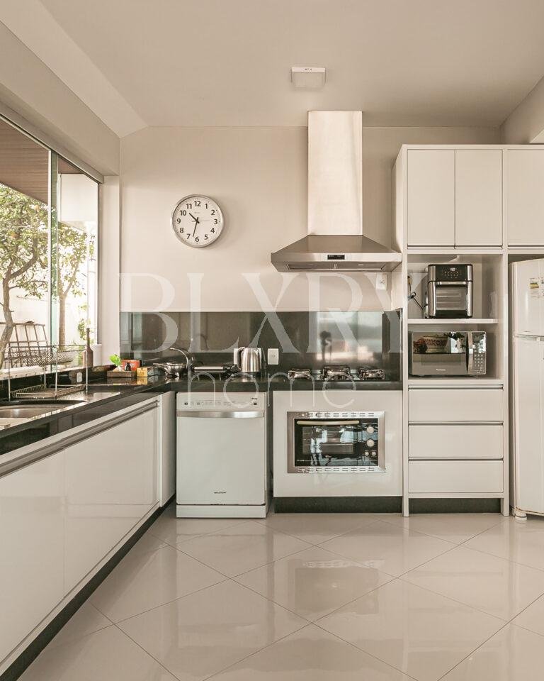 Casa com vista mar em Coqueiros