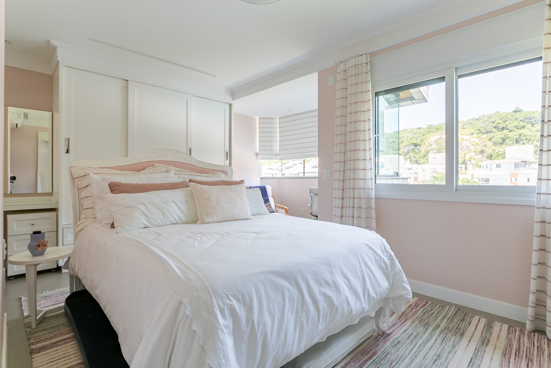 Cobertura frente mar na Praia Brava