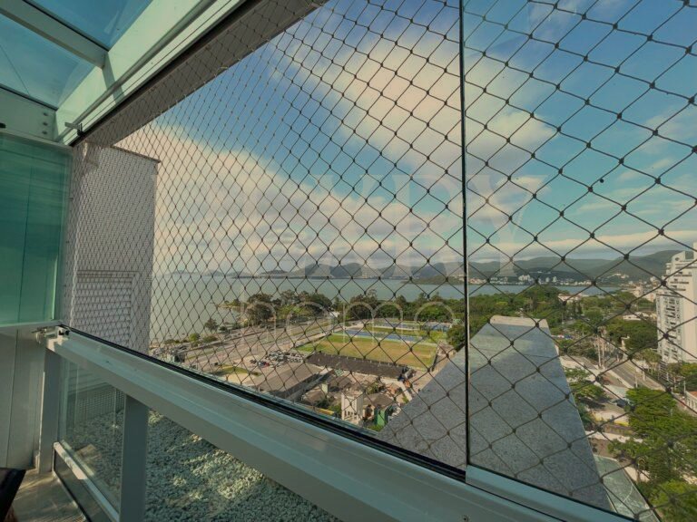 Cobertura com vista mar em Florianópolis