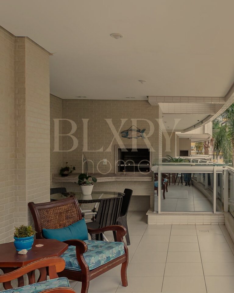 Apartamento em resort frente mar na Praia da Cachoeira do Bom Jesus