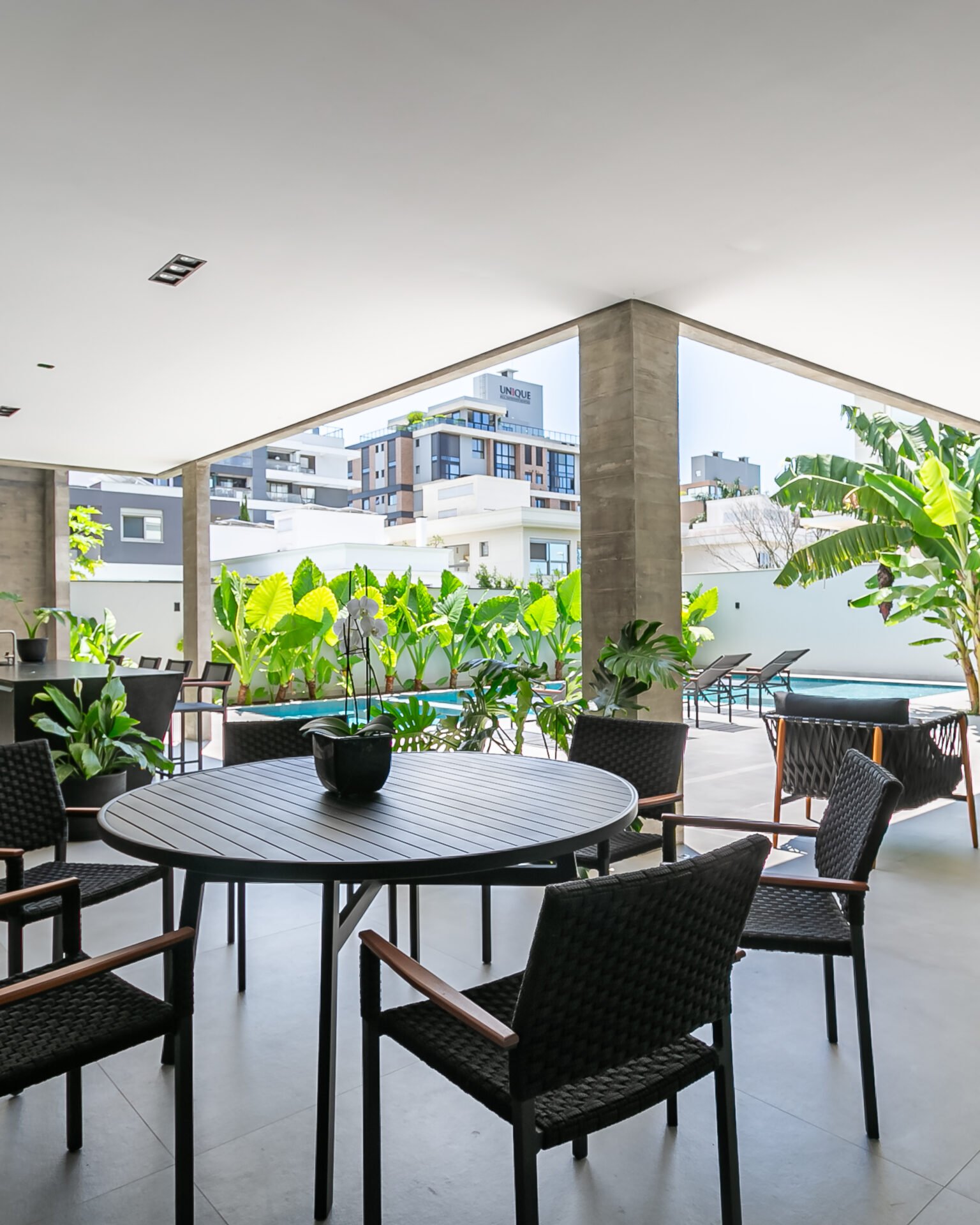 CASA EM JURERÊ INTERNACIONAL