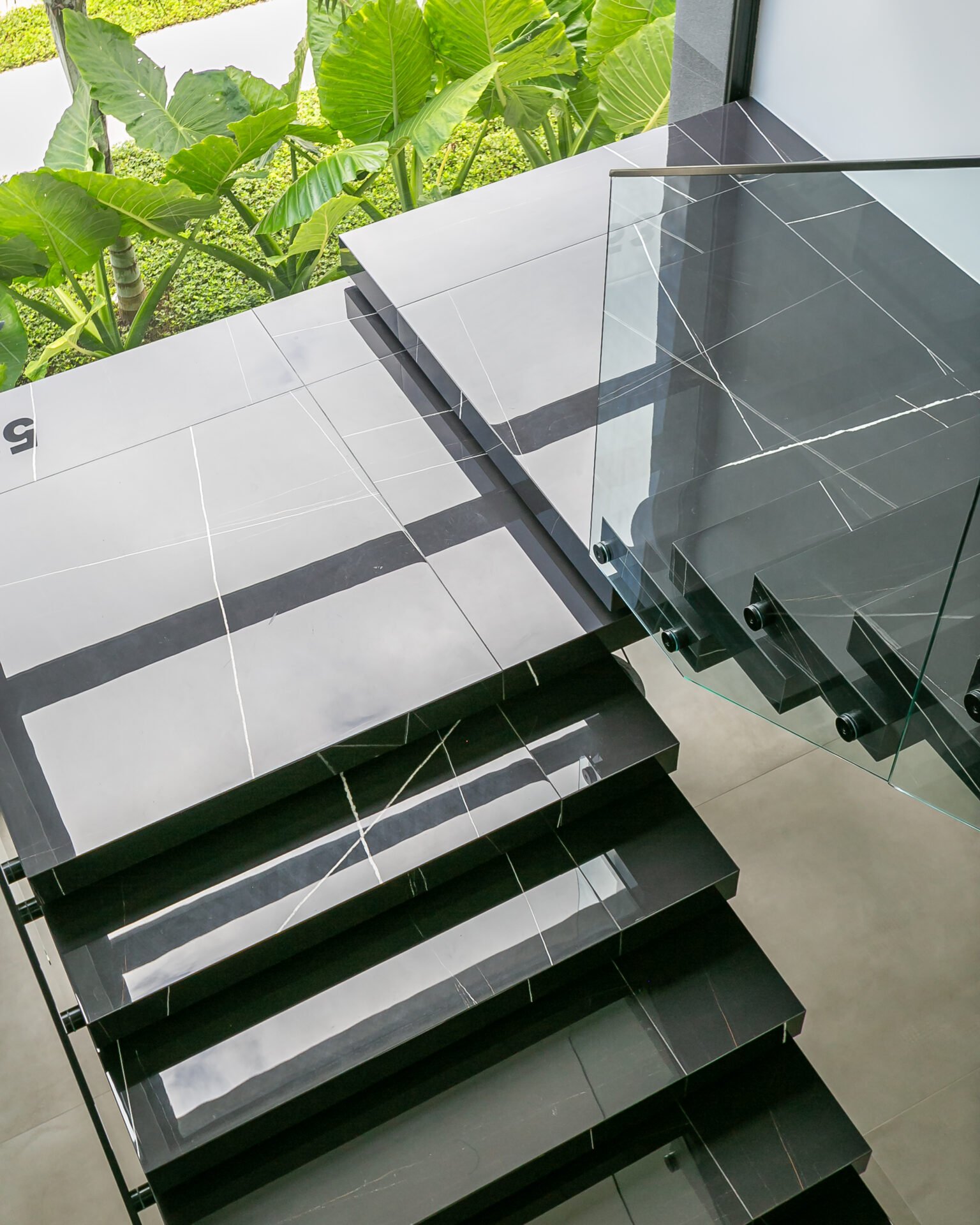 CASA EM JURERÊ INTERNACIONAL