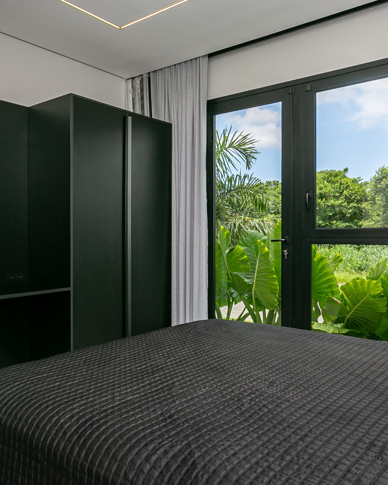 CASA EM JURERÊ INTERNACIONAL