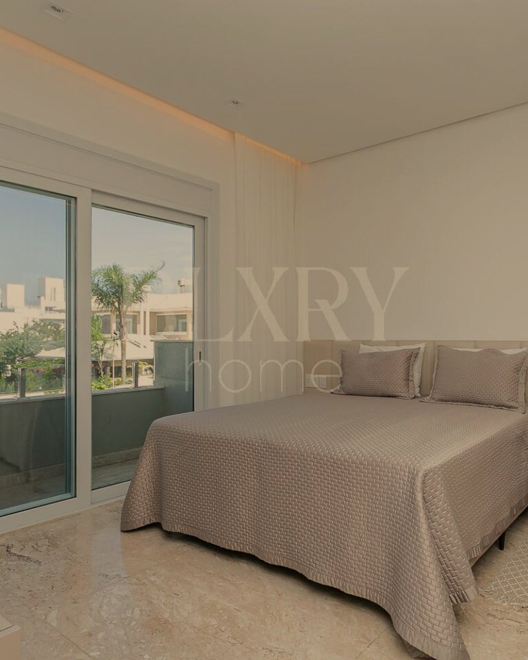 Casa com vista mar em Jurerê Internacional