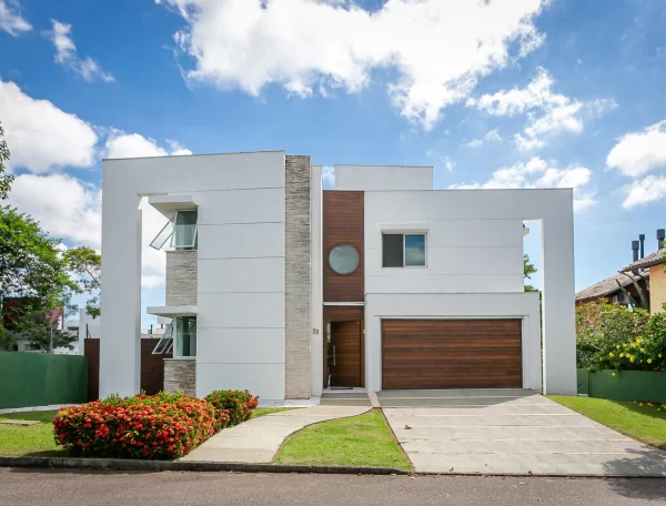 CASA EM CONDOMINIO NO RIO TAVARES