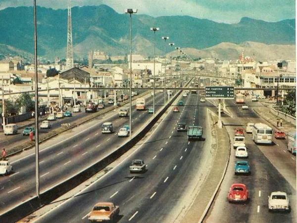 Floripa: O Rio de Janeiro dos Anos 70 em Pleno Século XXI.