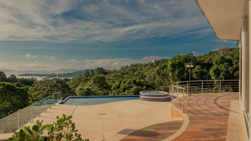 Casa com vista mar no João Paulo