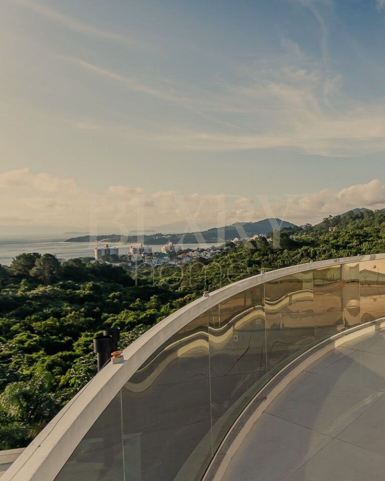 Casa com vista mar no João Paulo