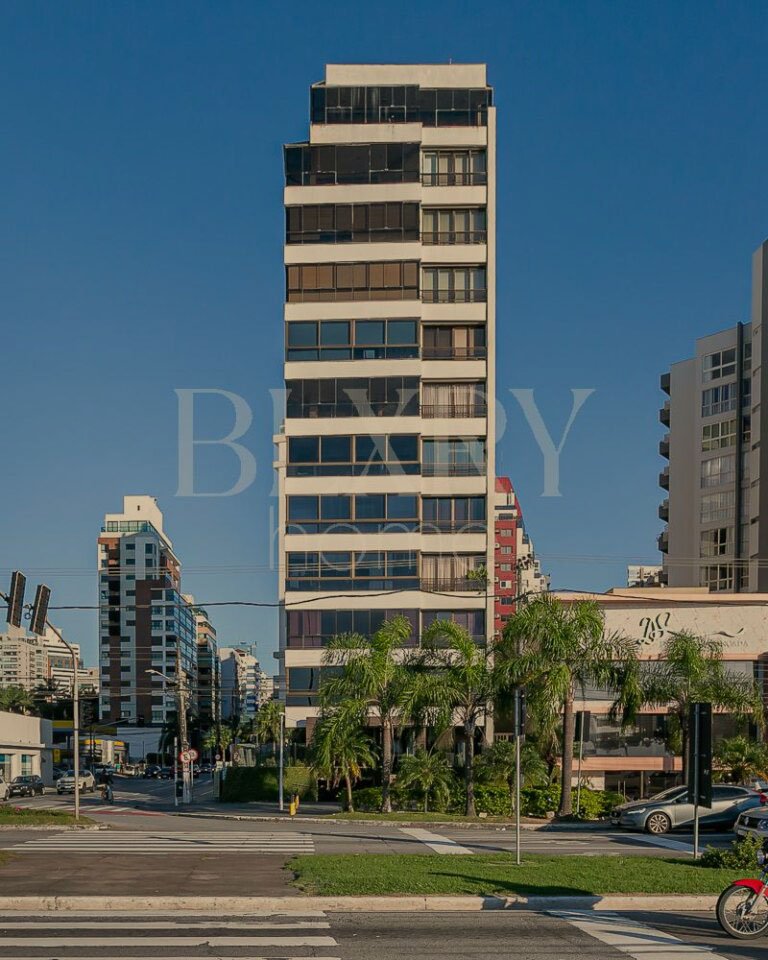 Apartamento na Beira Mar