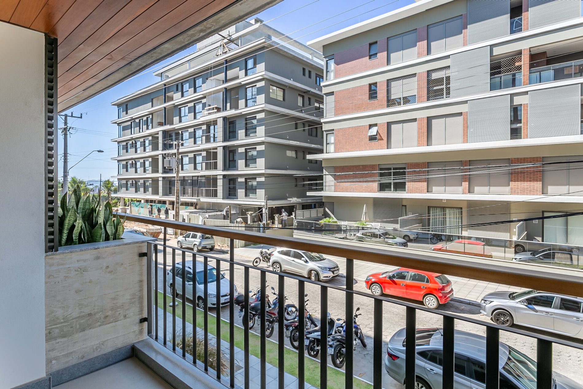 APARTAMENTO NO SOHO EM JURERÊ INTERNACIONAL