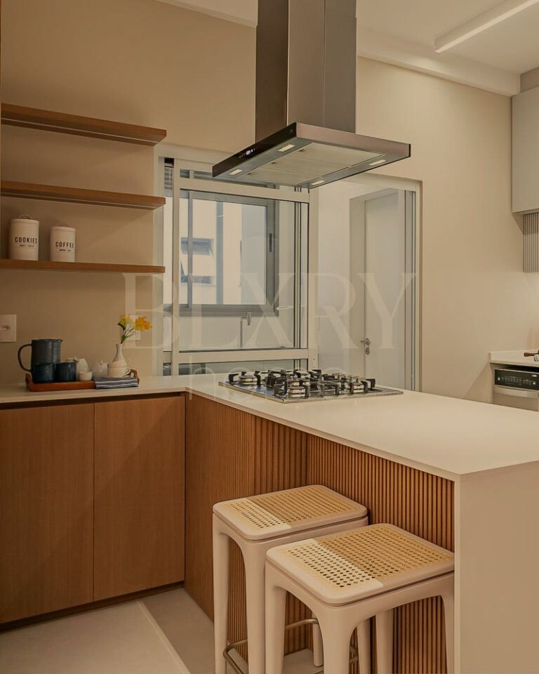 Apartamento decorado no Yacht Club em Jurerê