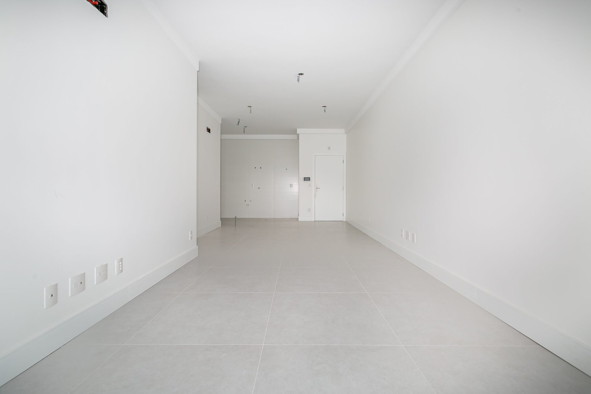 APARTAMENTO NO YACHT CLUB EM JURERÊ