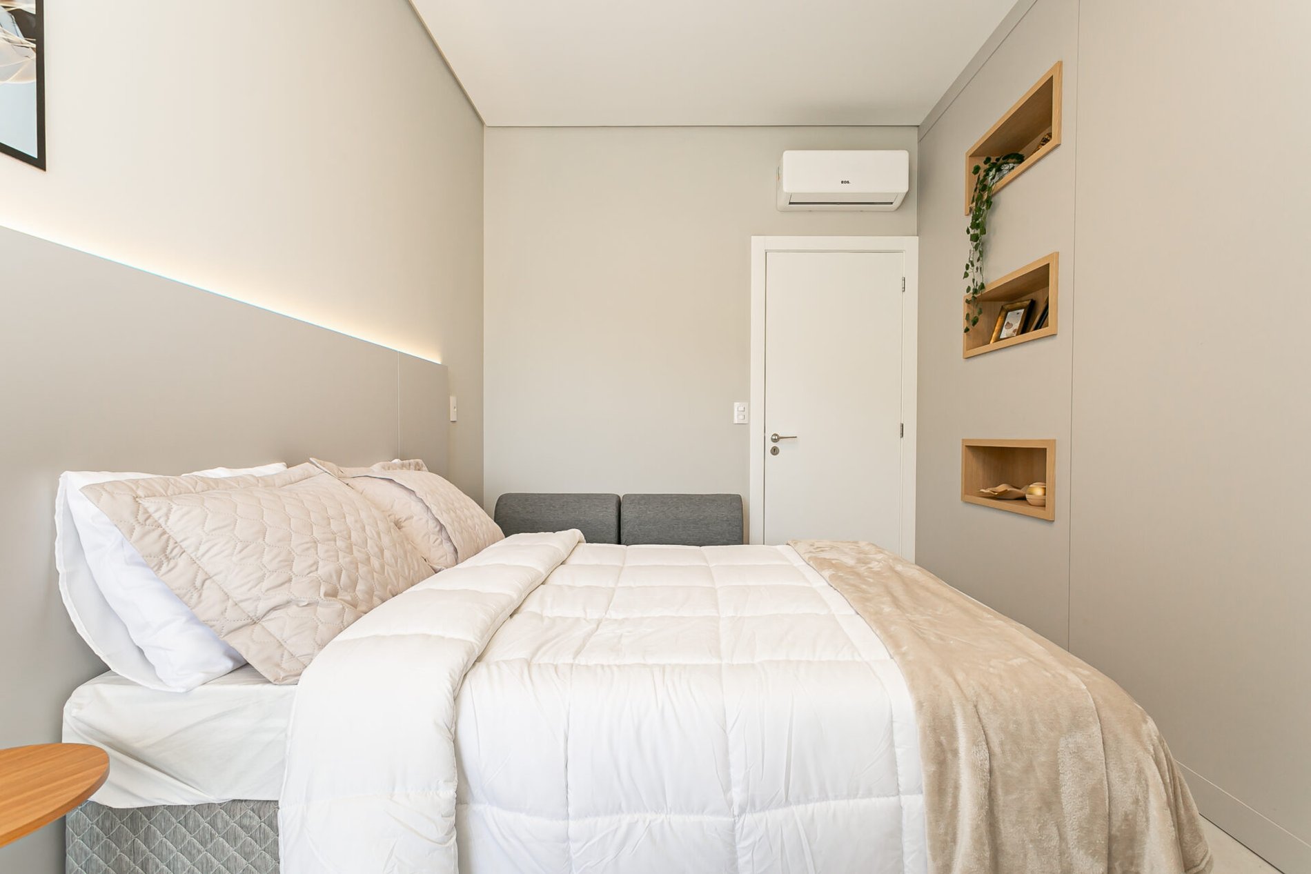 Apartamento com 4 suítes no Yacht Club em Jurerê