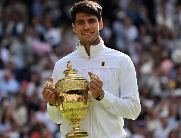 Wimbledon: Alcaraz Conquista o Bicampeonato e Krejcikova o Primeiro Título