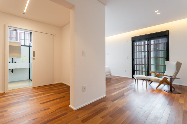 Casa em condomínio no Cacupé