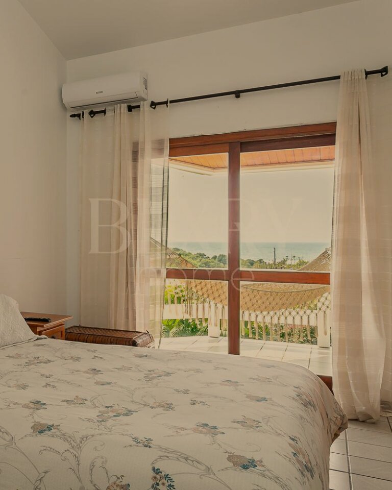 Casa com vista mar na Praia Brava