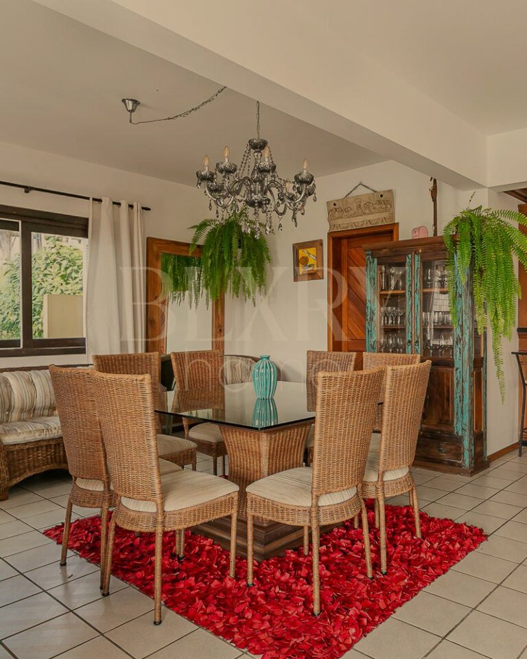 Casa com vista mar na Praia Brava